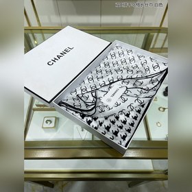CHANEL Маленький шарф с двойным C-образным узором в клетку из то