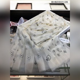 CHANEL Шарф с принтом флакона духов, кашемир, 100% чистый кашемир