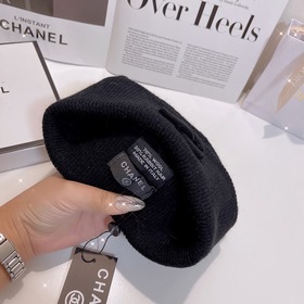 CHANEL Шерстяная вязаная шапка Новая модель вязаной шапкиз кашеми