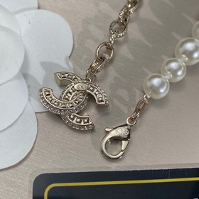 Chanel Популярный изысканный жемчужный браслет Аксессуары от Cha