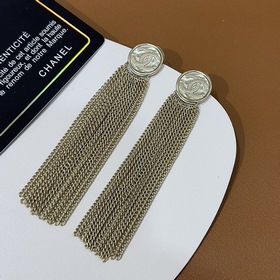 CHANEL Серьги с кисточками Классическая двойная буква C Новые сер