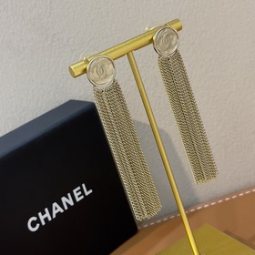 CHANEL Серьги с кисточками Классическая двойная буква C Новые сер