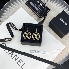 CHANEL Классические серьги с двойным C и круглым кольцом Новые се