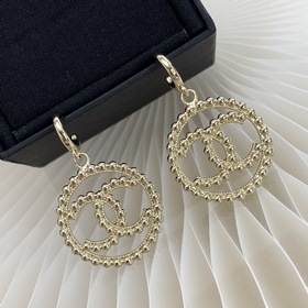 CHANEL Классические серьги с двойным C и круглым кольцом Новые се