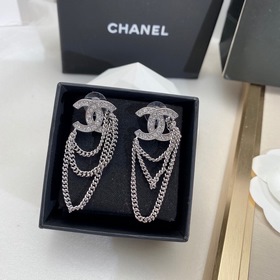 Серьги Chanel 925 серебро с классическим логотипом Chanel