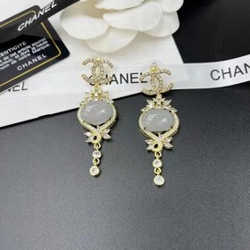 CHANEl Chanel Новые серьги-гвоздики с белым яшмой и кристаллами Б