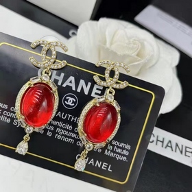 CHANEl Chanel Новые серьги-гвоздики с красным агатом и кристаллам