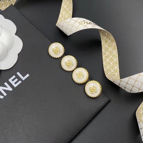 CHANEL Шамфиль Луна Камень с буквами Новая модель сережек-гвоздик