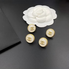 CHANEL Шамфиль Луна Камень с буквами Новая модель сережек-гвоздик