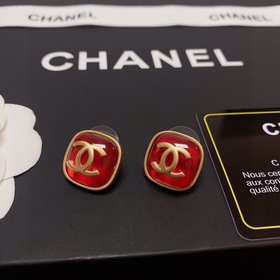 CHANEL Красные серьги Эти серьги в стиле Chanel отличаются особой