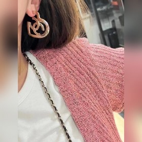 Серьги в форме сердца от CHANEL