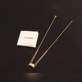 Chanel Coco Crush Ромбовидная ожерелье с глянцевой поверхностью C