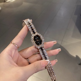 Часы Chanel с бриллиантами Модный, лаконичный, ретро-стиль [Розо