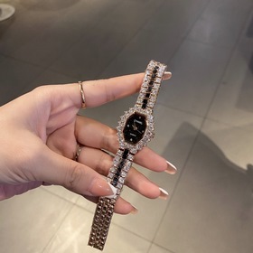 Часы Chanel с бриллиантами Модный, лаконичный, ретро-стиль [Розо