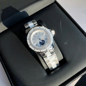Chanel, полностью стальной корпус керамическими элементами, J12 C