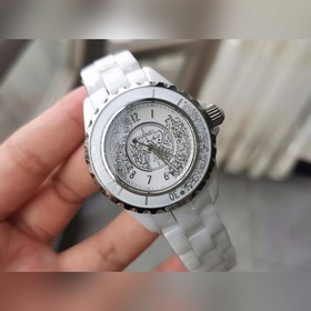 CHANEL Шанель – символ классической элегантности Новые часы J12·2