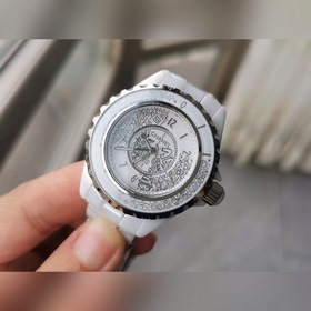 CHANEL Шанель – символ классической элегантности Новые часы J12·2