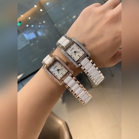 Часы Chanel 316 с корпусом из нержавеющей стали ручной инкрустаци