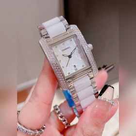 Часы Chanel 316 с корпусом из нержавеющей стали ручной инкрустаци