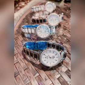 Женские часы Chanel с оригинальным кварцевым механизмом  Корпус 