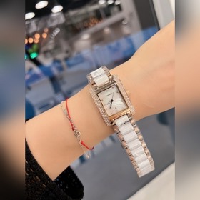 Часы Chanel 316 с корпусом из нержавеющей стали ручной инкрустаци