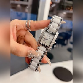 Часы Chanel 316 с корпусом из нержавеющей стали ручной инкрустаци