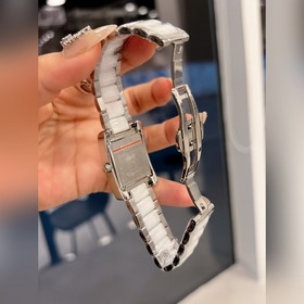 Часы Chanel 316 с корпусом из нержавеющей стали ручной инкрустаци