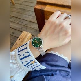 CHANEL Chanel Простой и модный часы Изысканный стиль. Прочные сте