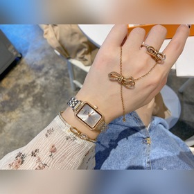 CHANEL Часы + браслет с микро-бриллиантами + серьги Chanel + кол