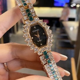 CHANEL Часы из серии Full Diamond Модный, лаконичный, ретро-стиль