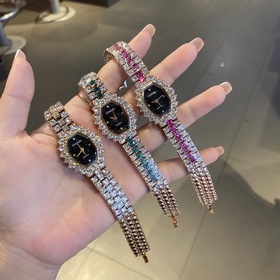 CHANEL Часы из серии Full Diamond Модный, лаконичный, ретро-стиль
