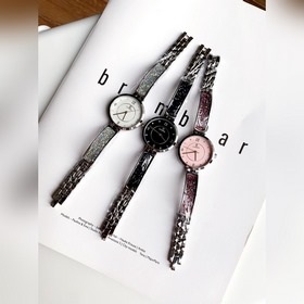 CHANEL Часы с бриллиантами циферблатом 32 мм