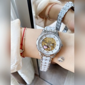 Женские часы Chanel CHANEL с тремя стрелками Итальянская телячья
