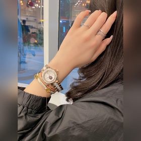 CHANEL Часы J12 из керамики с цельностальным корпусом Керамически