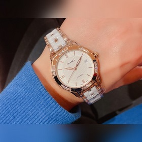 Женские часы Chanel  Импортный кварцевый механизм, корпус из нер