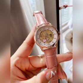 Chanel CHANEL 3-стрелочный женский часы Итальянская телячья кожа/