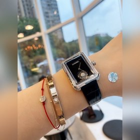 Серия Chanel BOY·FRIEND Создан для максимальной экономичности. К