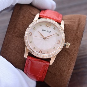 Chanel CHANEL --- Элегантные женские часы Корпус часов отличается