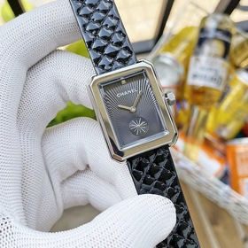 Женские часы Chanel BOY FRIEND в стиле британской моды  Смелость