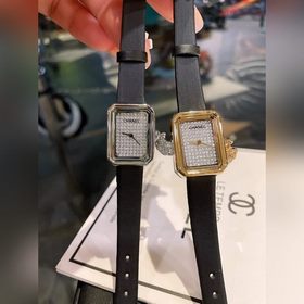 Часы Chanel Première Extrait de Camélia На циферблате нет секундн