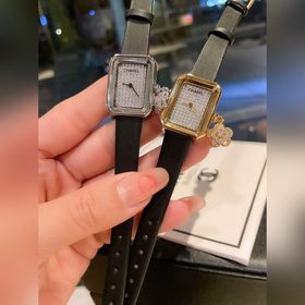 Часы Chanel Première Extrait de Camélia На циферблате нет секундн
