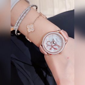 Женские часы Chanel  Импортный кварцевый механизм, корпус из нер