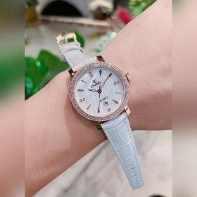 Женские часы Chanel с оригинальным кварцевым механизмом  Корпус