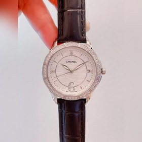 CHANEL - Незаменимые кварцевые часы для женщин Импортный кварцев