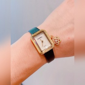 Часы Chanel Première Extrait de Camélia На циферблате нет секундн
