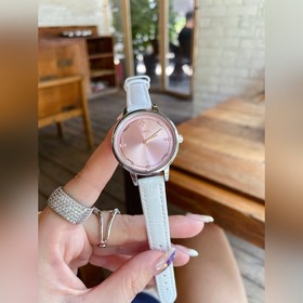 CHANEL Chanel Простой и модный часы Изысканный стиль. Прочные сте