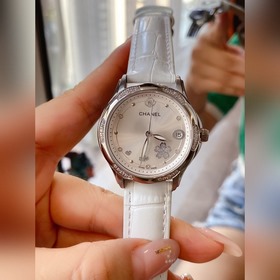 CHANEL Классические часы из нержавеющей стали для женщин [Идеальн