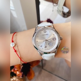 CHANEL Классические часы из нержавеющей стали для женщин [Идеальн