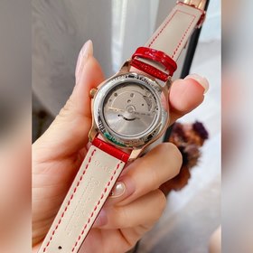 CHANEL Ручная работа, инкрустированный бриллиантами циферблат с а