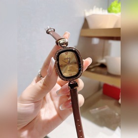 CHANEL Chanel, женские часы, подержанные  Импортный кварцевый ме